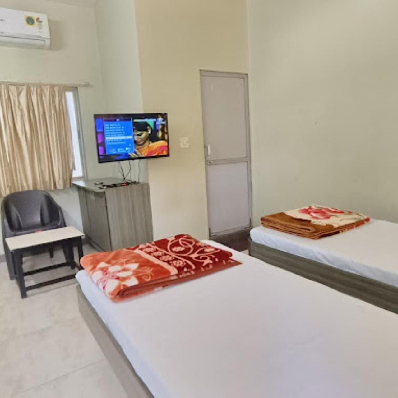 Hotel Anjali Palace Bhuj Zewnętrze zdjęcie