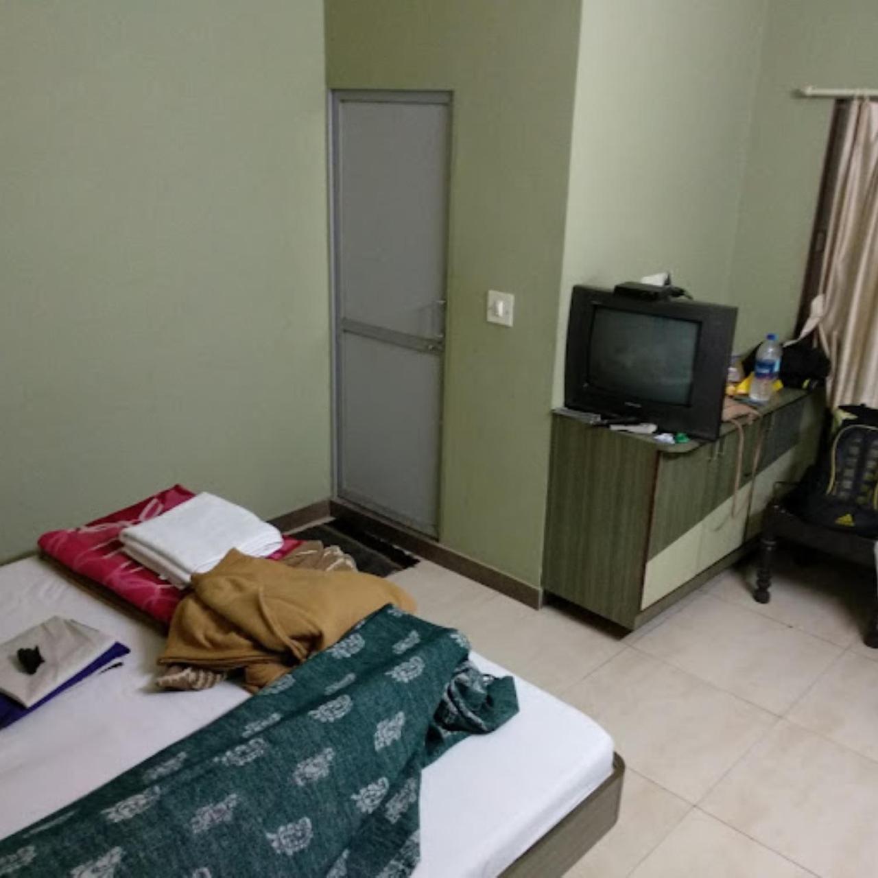 Hotel Anjali Palace Bhuj Zewnętrze zdjęcie