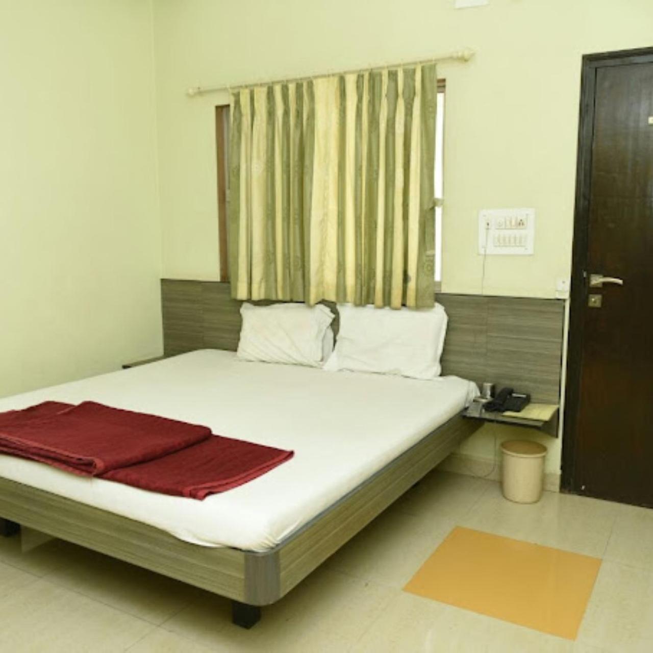 Hotel Anjali Palace Bhuj Zewnętrze zdjęcie